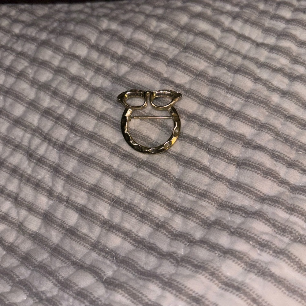Gold-Tone eyeglass loop